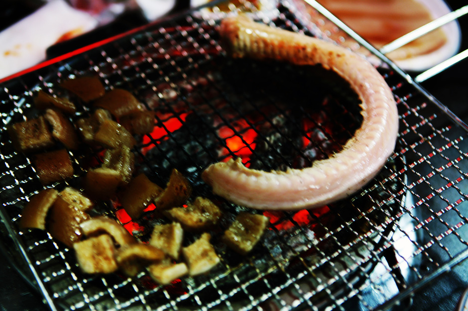 [인천맛집 / 구월동맛집] 허벌난숯불꼼장어 - 혐오식품매니아가 되다