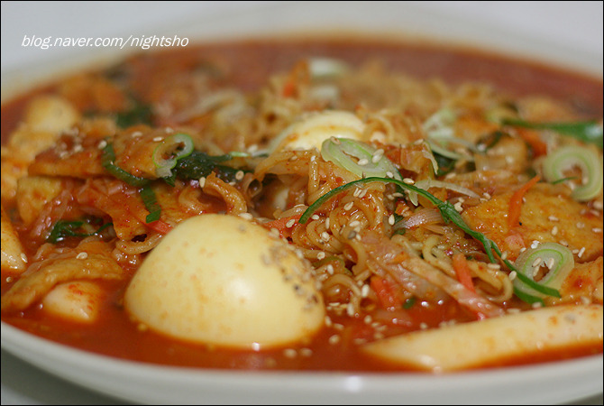 [분식집요리]분식집 완소메뉴 라볶이만들기 - 떡볶이,