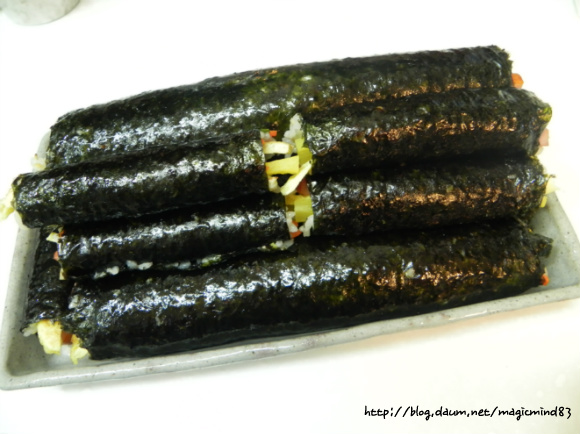 어른아이,김밥 이미지