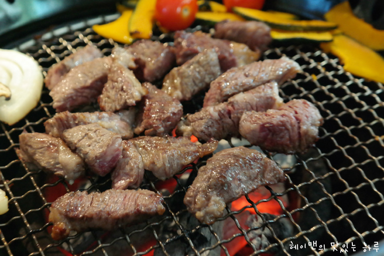 양재역 한우 숯불구이 전문점~  고기로와~