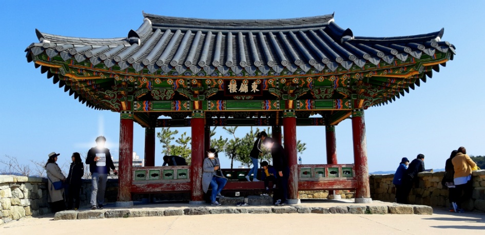 통영의 벽화마을 동피랑을 다녀왔습니다.