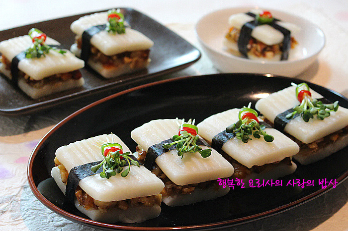 먹어봐야 알수 있는 맛! 쫄깃한 절편샌드위치