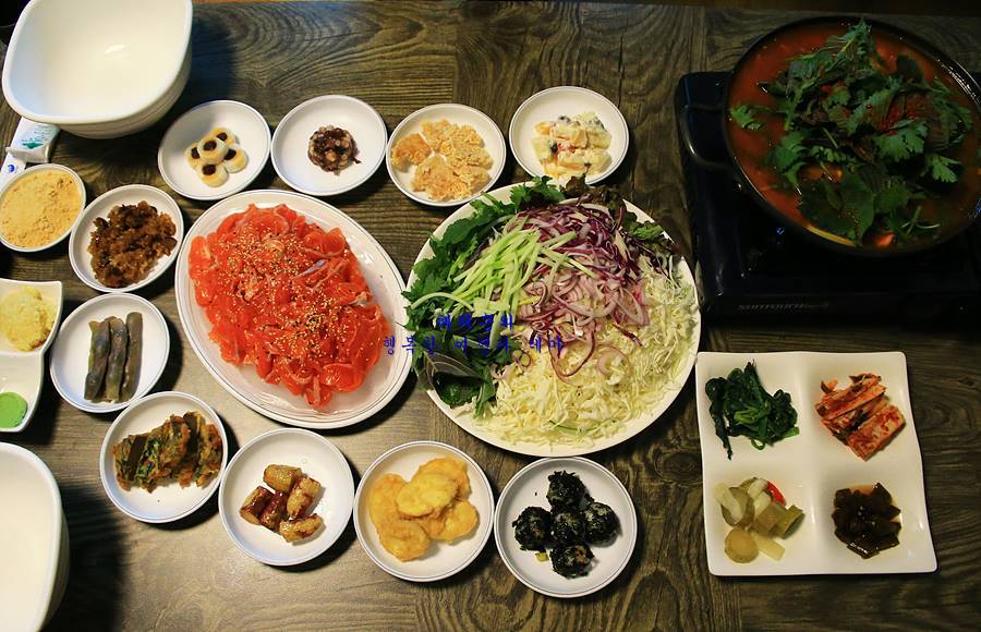 벚꽃명소 벚꽃축제 청풍호 케이블카 맛집 달큰 쫄깃한 청풍황금송어 충북 제천 여행